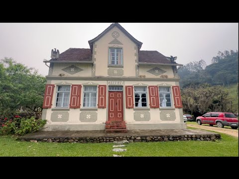 uma… - UMA CASA DE 100 ANOS - POUSADA HÁRAS CORAÇÃO DE OURO - ANITÁPOLIS SC